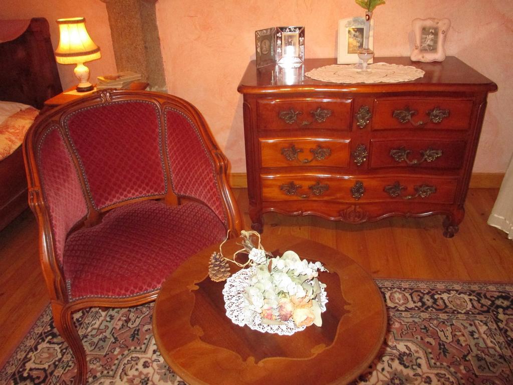 Bed and Breakfast Les Sources Poilley  Экстерьер фото