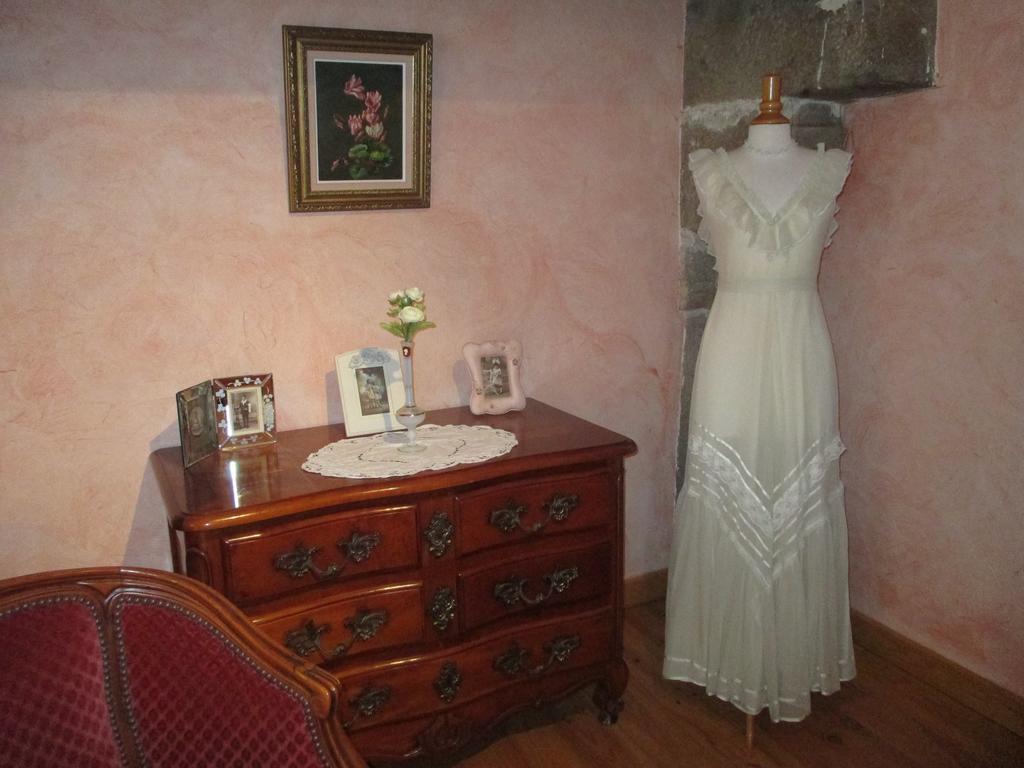 Bed and Breakfast Les Sources Poilley  Экстерьер фото