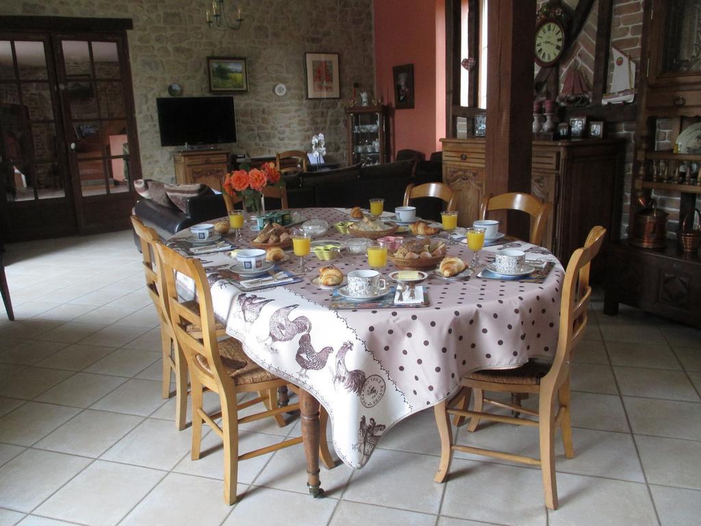 Bed and Breakfast Les Sources Poilley  Экстерьер фото