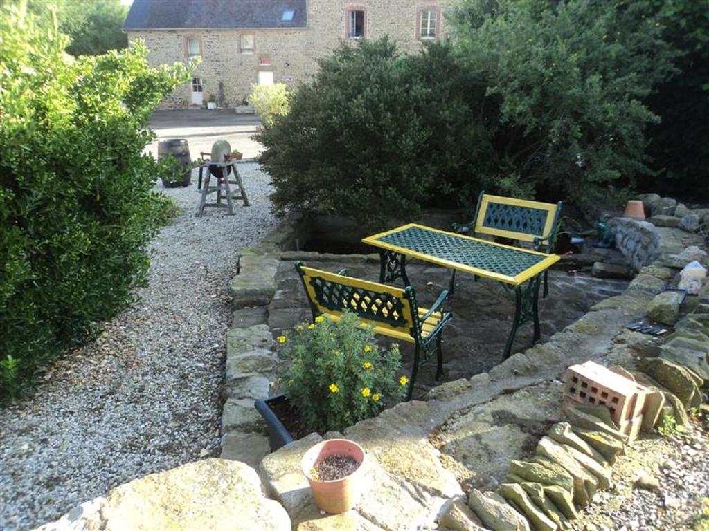 Bed and Breakfast Les Sources Poilley  Экстерьер фото